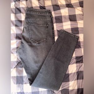 Women’s dark grey jeans